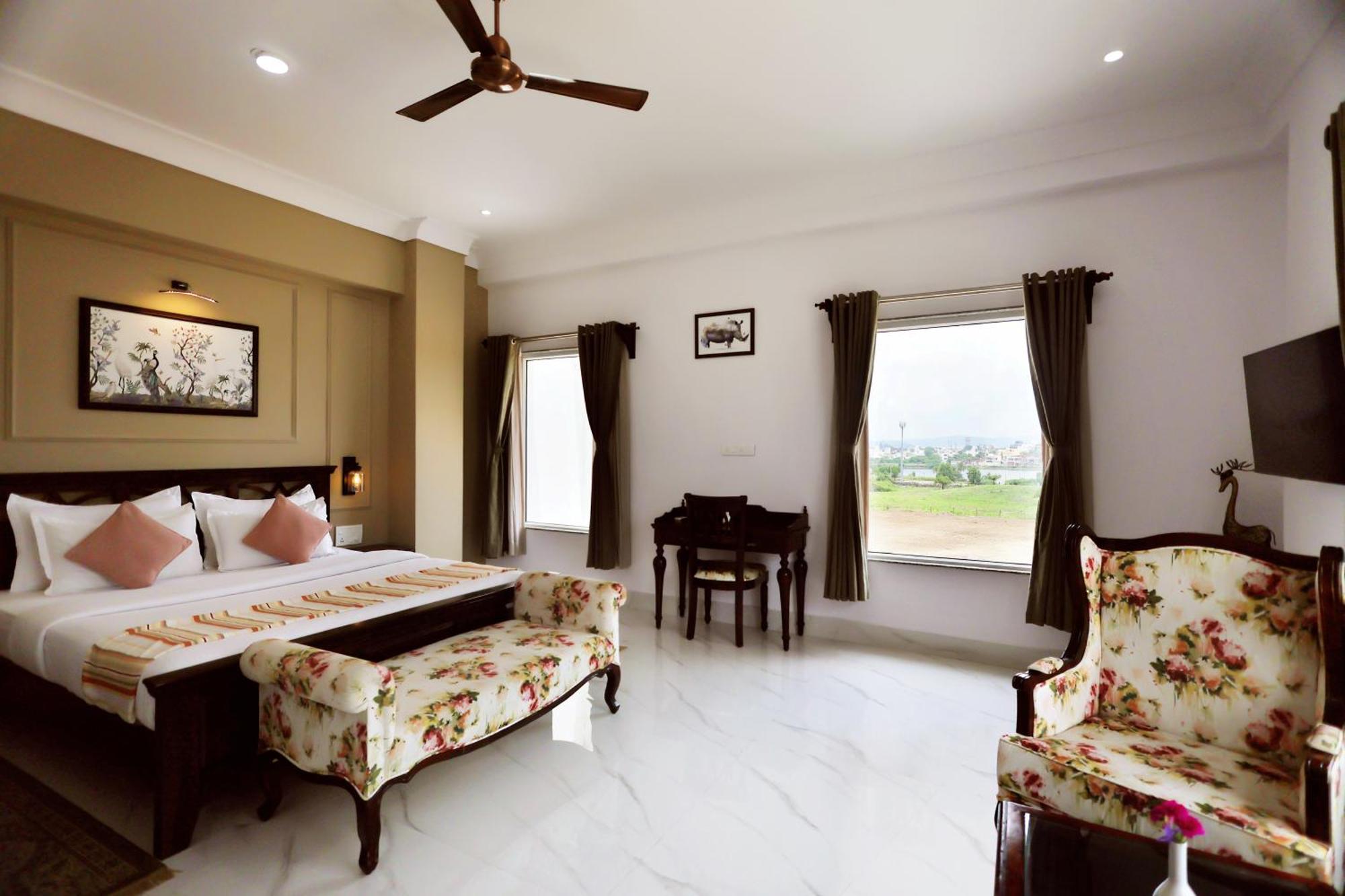 Revaas Lake View Boutique Stay Udaipur Eksteriør billede